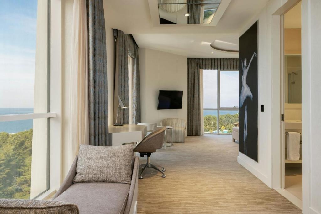 هتل شرتون باتومی